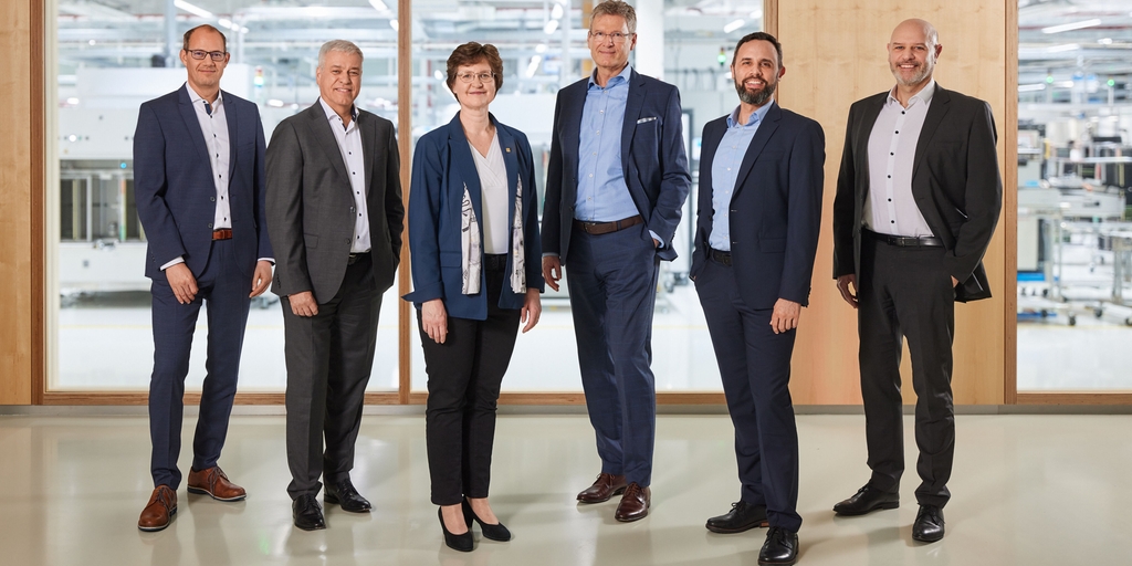 Endress+Hauser物位+压力管理层合影