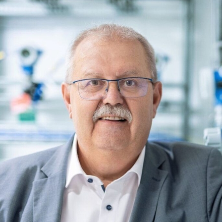 Gerd Niedermayer talks about PROFINET instruments.