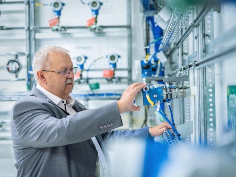 BASF had set up an Ethernet-APL test laboratory in Ludwigshafen.