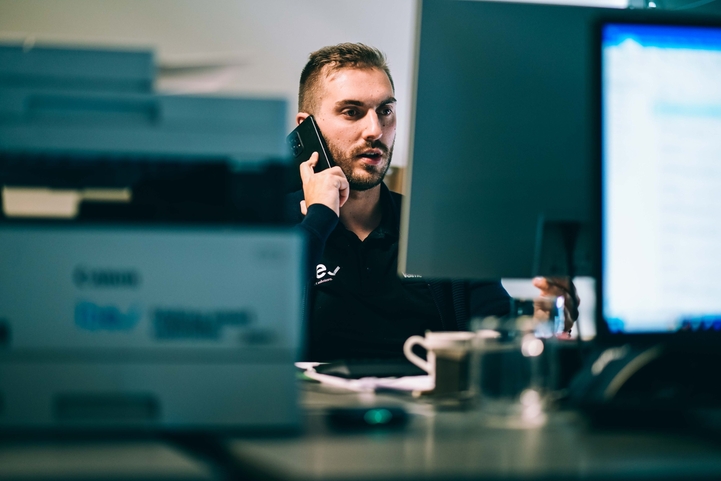 Customer service IBEJ d.o.o.