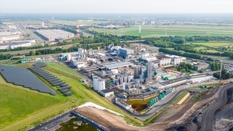 Indaver breaks down plastic food packaging into its original molecular components.
