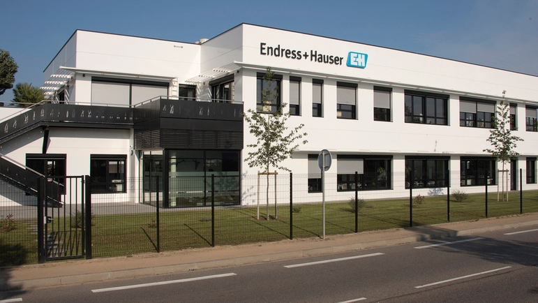 位于法国里昂的Endress+Hauser和凯撒光学系统公司的新办公大楼。