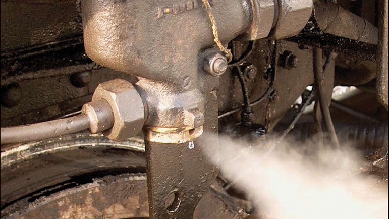Leakage of compressed air