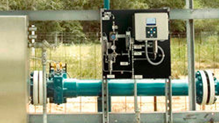 安装就位的QF分析仪，用于天然气测量