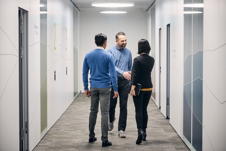 Dynamic installed base analysis