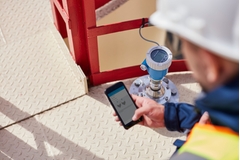 Easy to operate: 80 GHz radar sensor bluetooth access Easy to operate: Micropilot - simple operation via the SmartBlue App