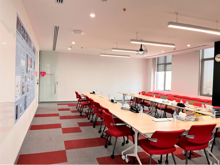 Formal meeting room at Endress+Hauser Saudi Arabia