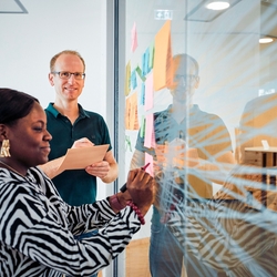 People at Endress+Hauser working together in a team