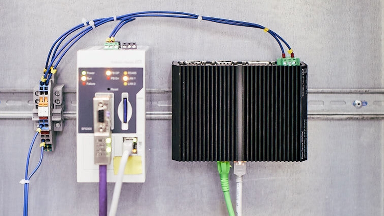 Ethernet/PROFIBUS网关SFG500和边缘设备